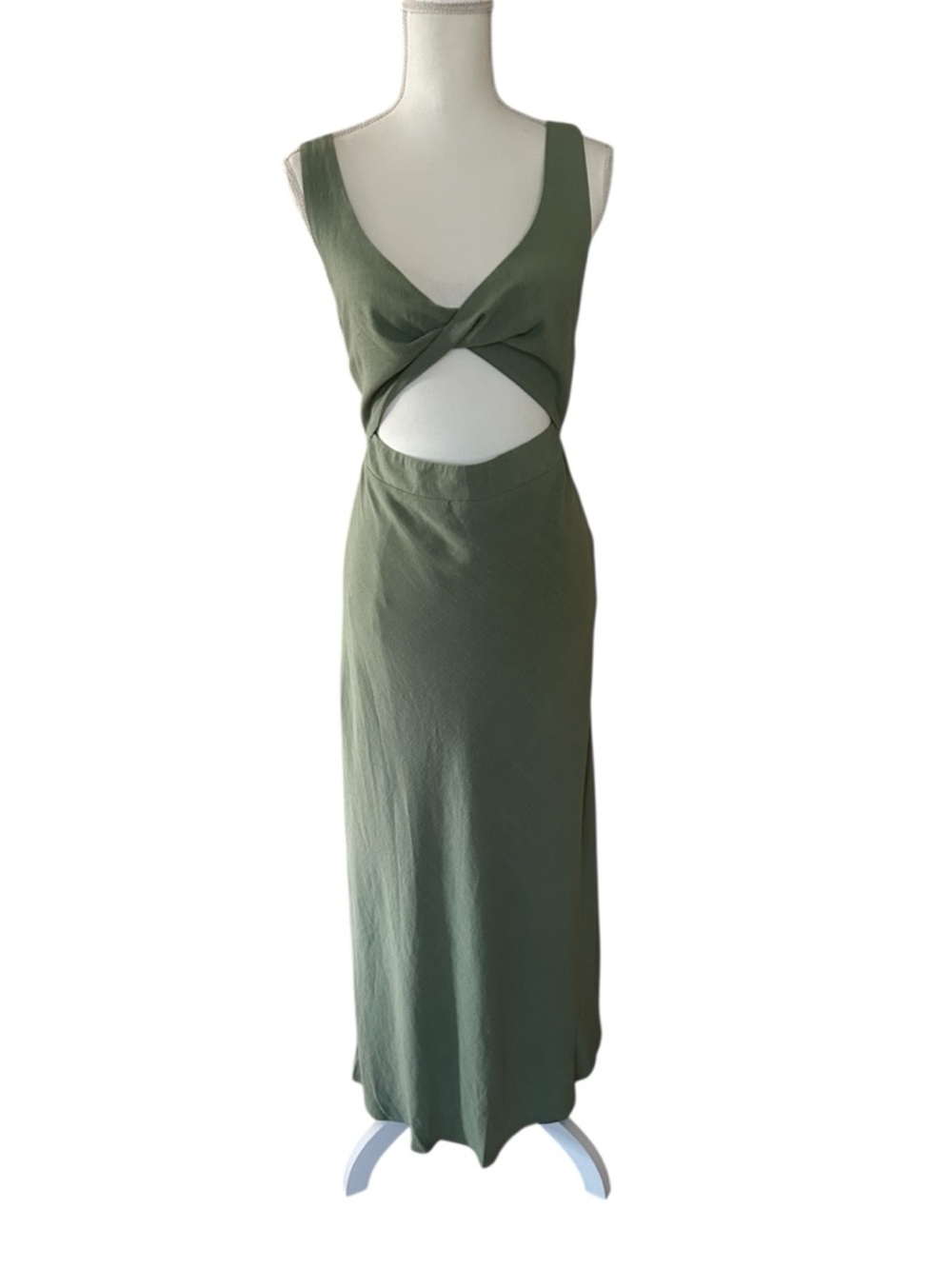 Petal and Pup Linen Blend Midi Dress